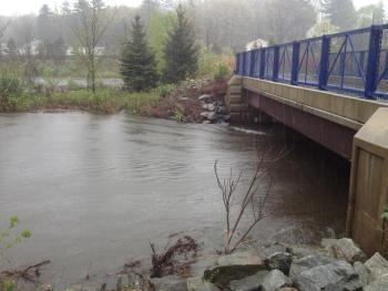 Bikepath bridge in the rain